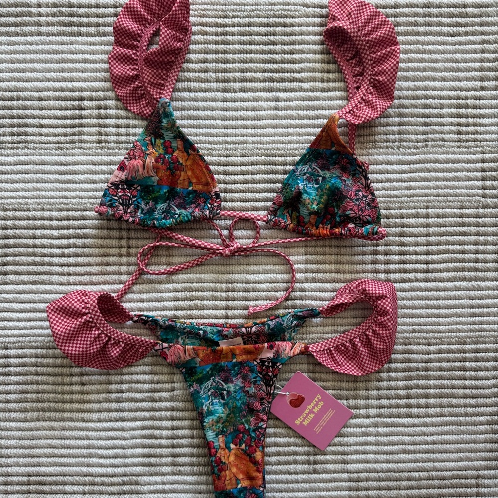 Strawberry Milk Mob Poison Ivy Bikini
